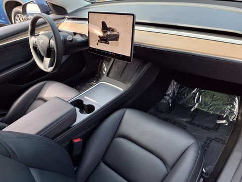 Used 2023 Tesla Model 3 Standard Range RWD image 24