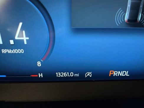 Used 2025 Ford Escape Platinum image 30