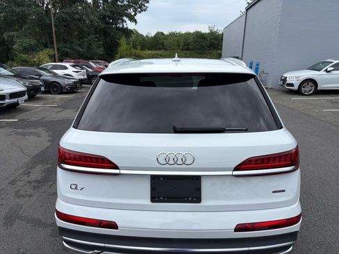 Used 2023 Audi Q7 2.0T Premium w/ Towing Package AWD/4WD image 14