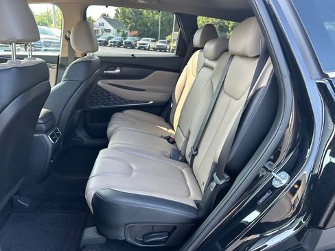 Used 2023 Hyundai Santa Fe SEL w/ Premium Package FWD image 13