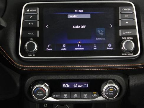 Certified 2020 Nissan Kicks SR image 8