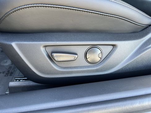 Used 2025 Ford Mustang GT Premium image 14