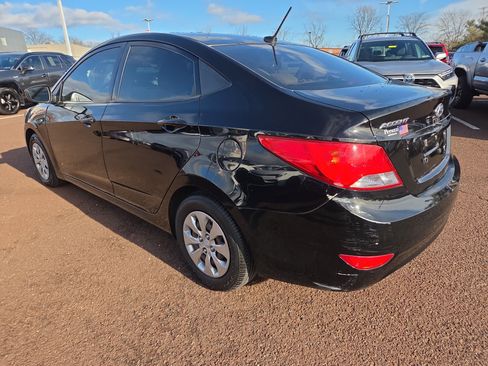 Used 2017 Hyundai Accent SE image 5