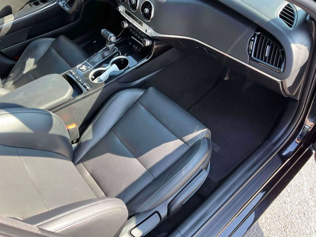 Used 2020 Kia Stinger GT-Line AWD/4WD image 10