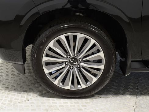 Certified 2026 INFINITI QX80 Luxe w/ Cargo Package AWD/4WD image 41