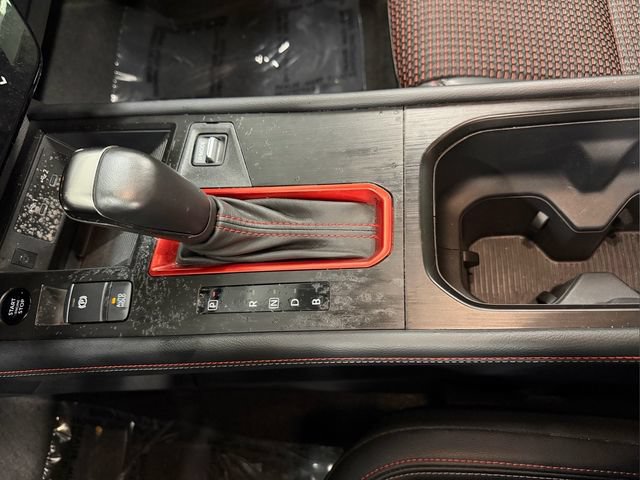 Used 2025 Nissan Kicks SR FWD image 24