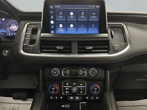 Used 2022 Chevrolet Suburban High Country image 18