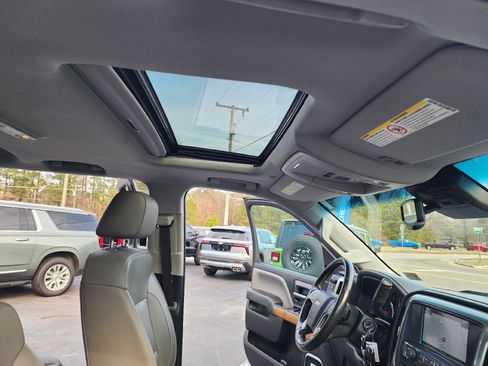 Used 2018 Chevrolet Silverado 2500 LTZ w/ Duramax Plus Package image 13