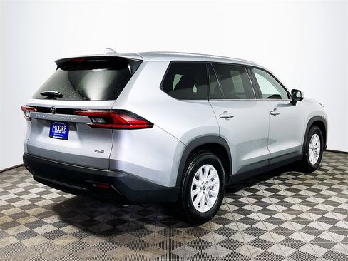 Certified 2025 Toyota Grand Highlander AWD image 8
