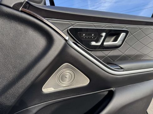 Used 2022 Mercedes-Benz S 500 4MATIC image 16
