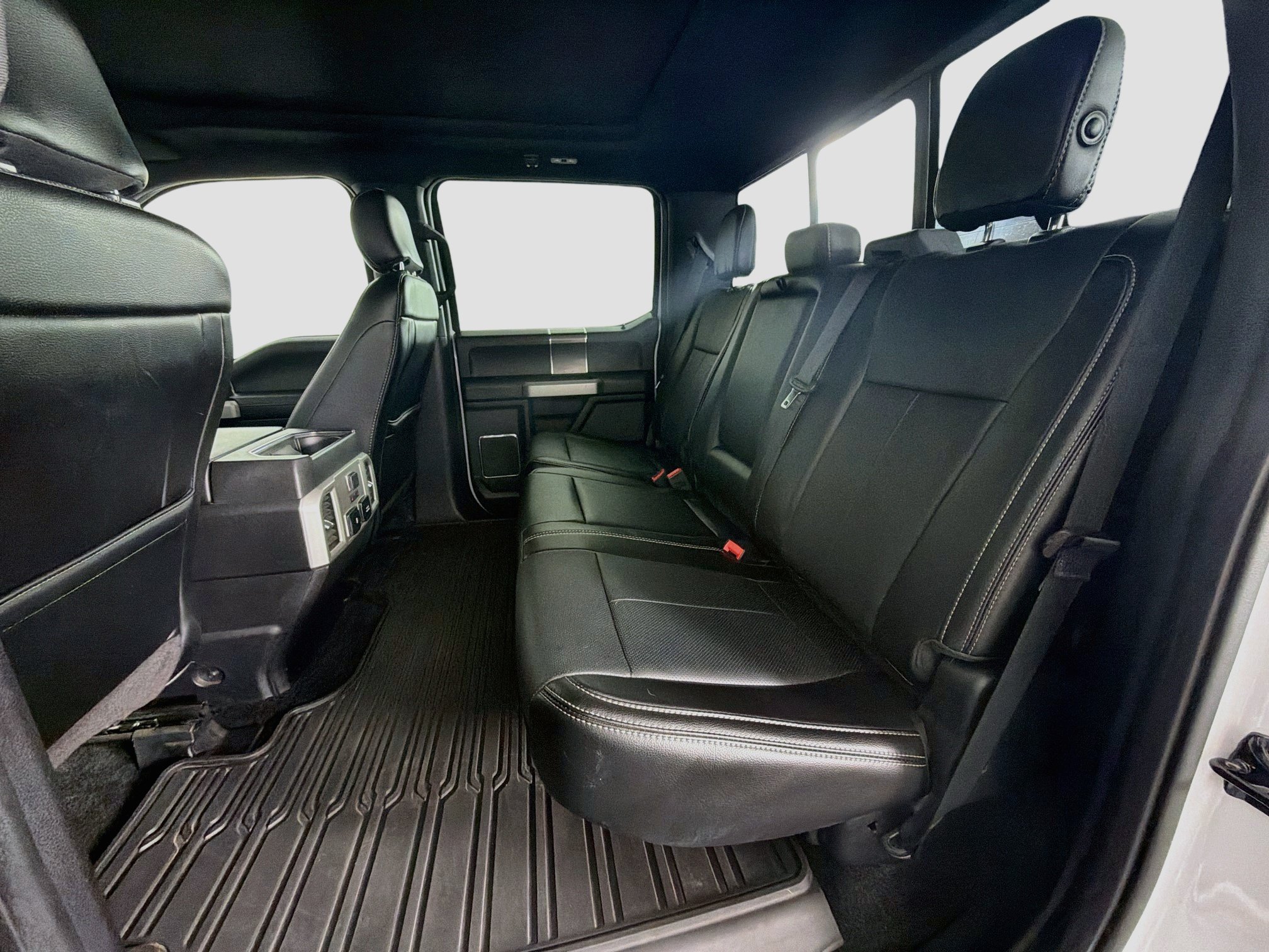 Used 2018 Ford F150 Lariat w/ Equipment Group 502A Luxury AWD/4WD image 29