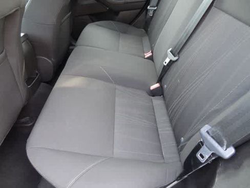 Used 2016 Ford Focus SE FWD image 7