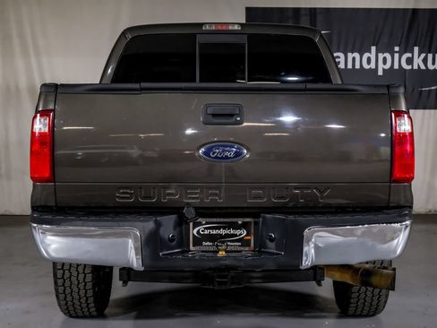 Used 2008 Ford F250 Lariat RWD image 9