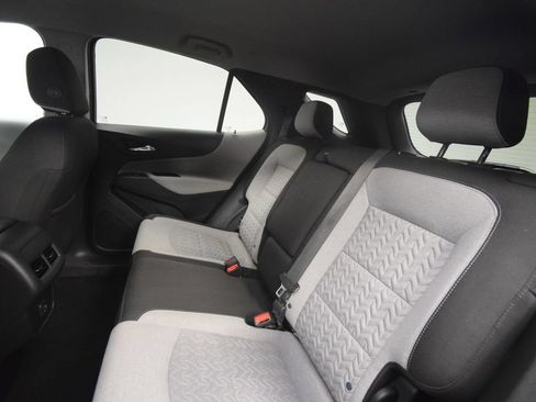 Used 2023 Chevrolet Equinox LT AWD/4WD image 21