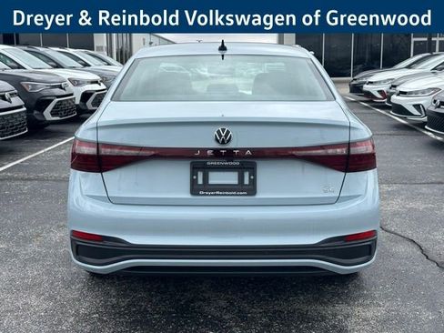 New 2026 Volkswagen Jetta SE image 6