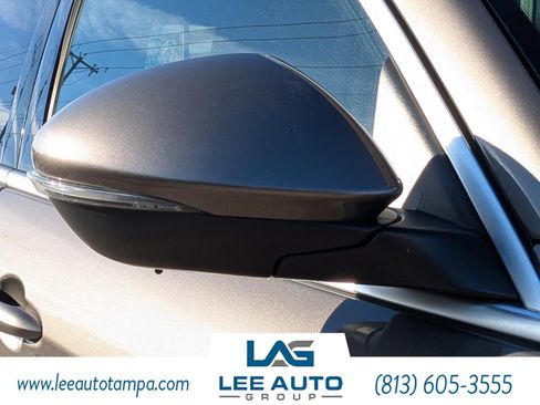 Used 2019 Alfa Romeo Stelvio image 11