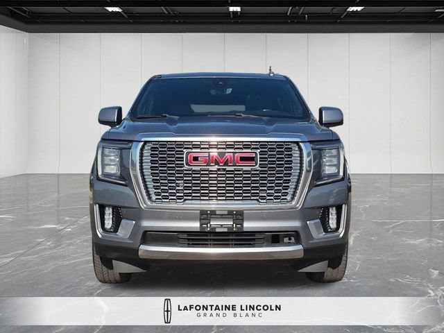 Used 2022 GMC Yukon XL Denali w/ Denali Ultimate Package AWD/4WD image 8