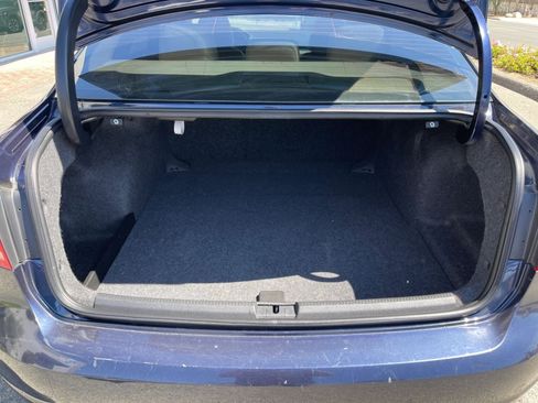 Used 2012 Volkswagen Passat 2.5 SE FWD image 9