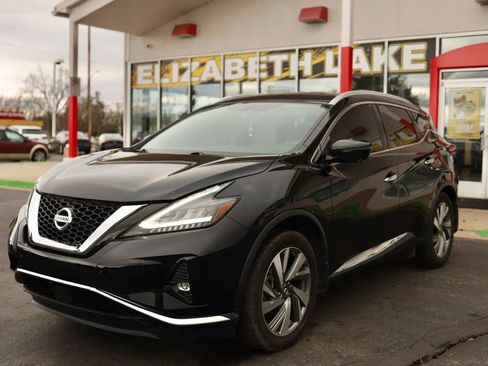 Used 2019 Nissan Murano SL w/ Cargo Package FWD image 1