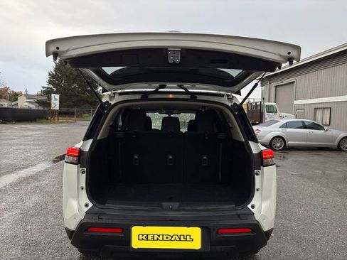 Used 2024 Nissan Pathfinder SV AWD/4WD image 20