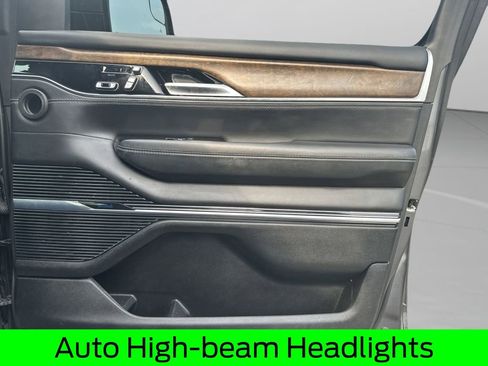Used 2022 Jeep Grand Wagoneer Series I AWD/4WD image 16