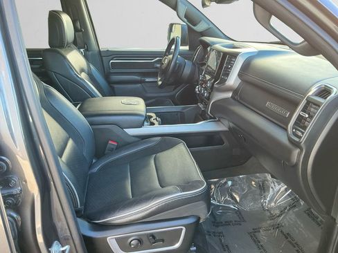 Used 2024 RAM 1500 Laramie image 15