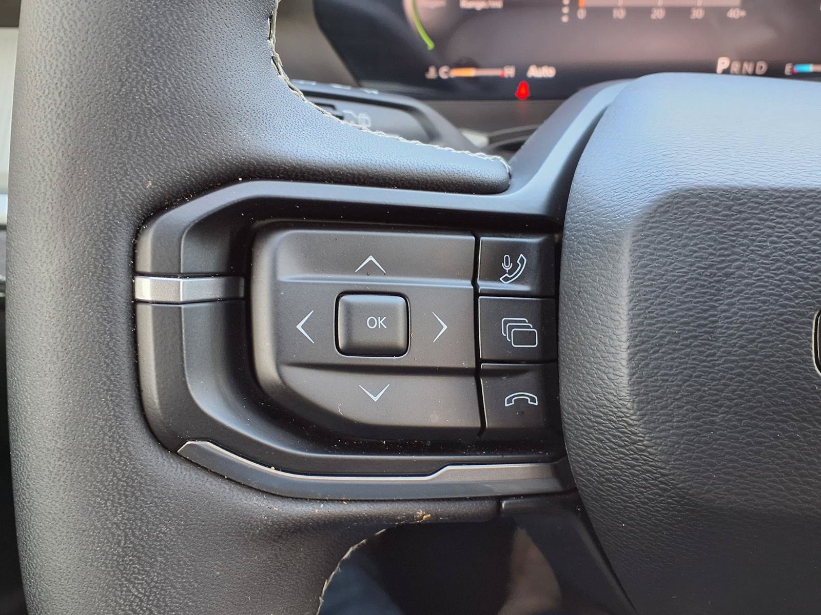 Used 2026 Jeep Cherokee Laredo AWD/4WD image 20