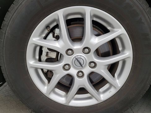 Used 2023 Chrysler Voyager LX FWD image 31
