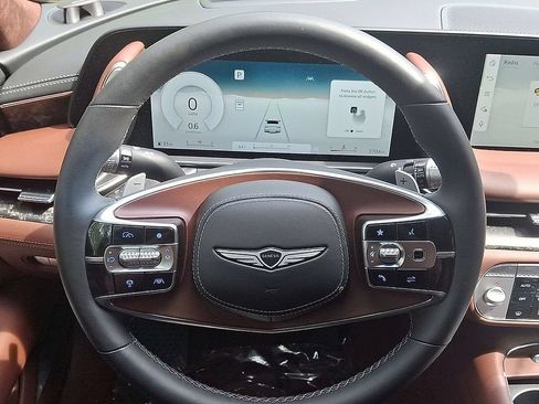 Used 2024 Genesis G90 3.5T AWD/4WD image 16