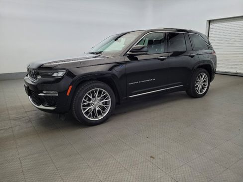Used 2022 Jeep Grand Cherokee Summit AWD/4WD image 2