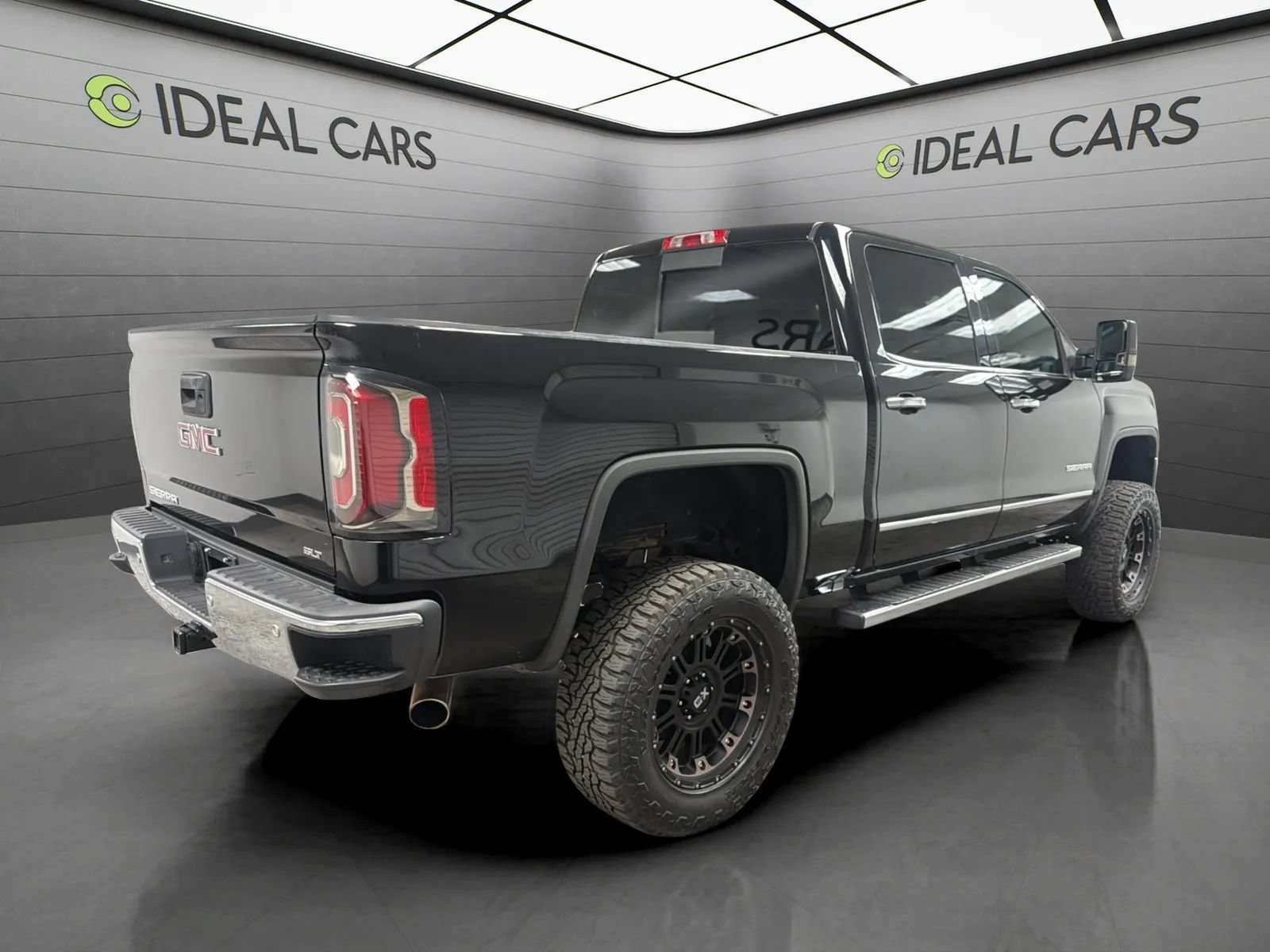 Used 2016 GMC Sierra 1500 SLT w/ SLT Premium Package AWD/4WD image 5