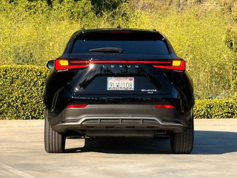 Used 2024 Lexus NX 450h+ F Sport w/ Vision Package image 12