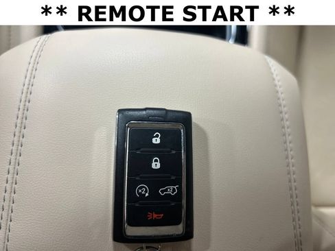 Used 2023 Jeep Grand Cherokee Limited AWD/4WD image 11