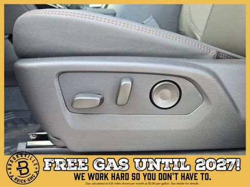 New 2026 GMC Sierra 2500 AT4 w/ AT4 Premium Plus Package AWD/4WD image 19
