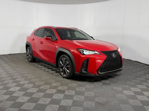 Used 2019 Lexus UX 200 F Sport FWD image 2
