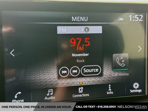 Used 2023 Nissan Rogue SV AWD/4WD image 14