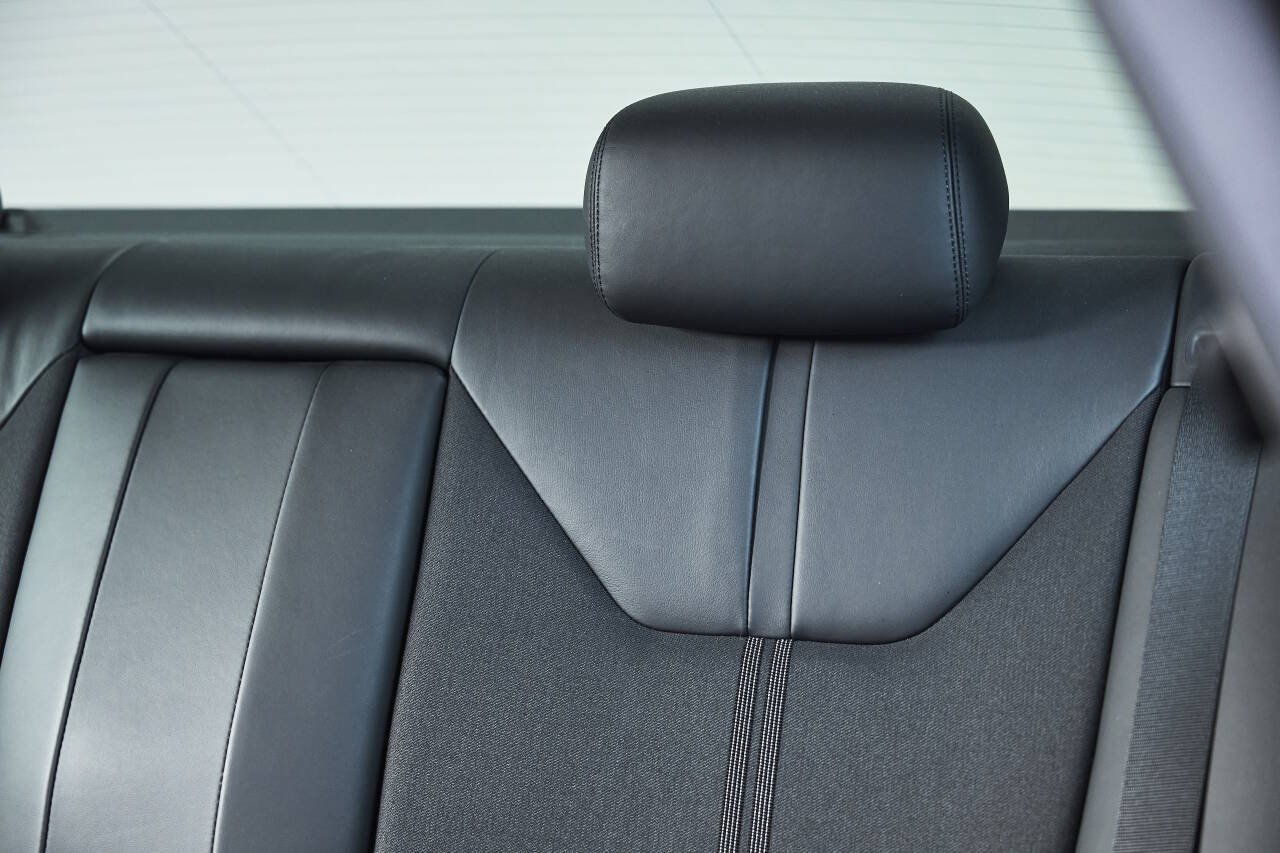Used 2011 BMW M3 Coupe RWD image 86