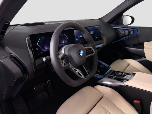 Certified 2025 BMW X3 xDrive30i w/ Premium Package image 10