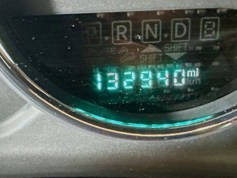 Used 2018 Jeep Wrangler Unlimited Rubicon w/ Connectivity Group image 19