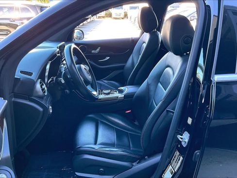 Used 2018 Mercedes-Benz GLC 300 image 7