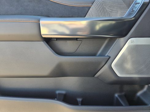 New 2024 Ford F350 Platinum w/ FX4 Off-Road Package image 17