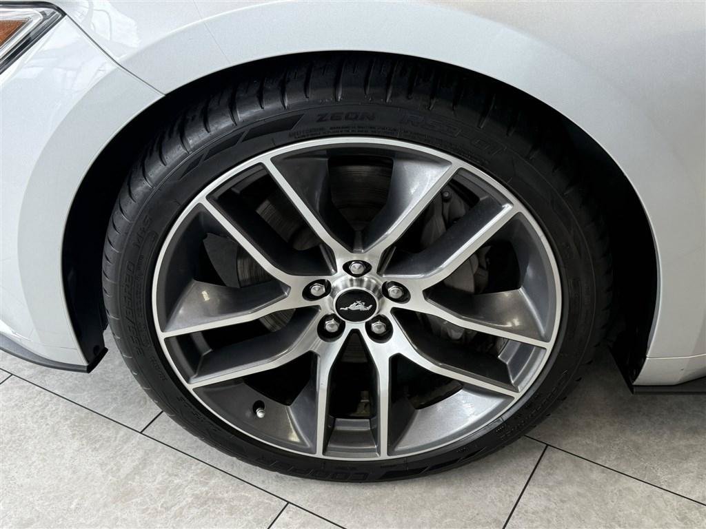 Used 2015 Ford Mustang GT Premium w/ Equipment Group 401A RWD image 8