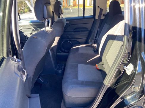 Used 2015 Jeep Patriot Sport image 16