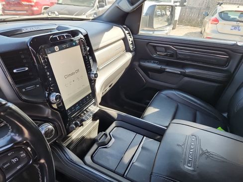 Used 2022 RAM 1500 Limited w/ Bed Utility Group image 10