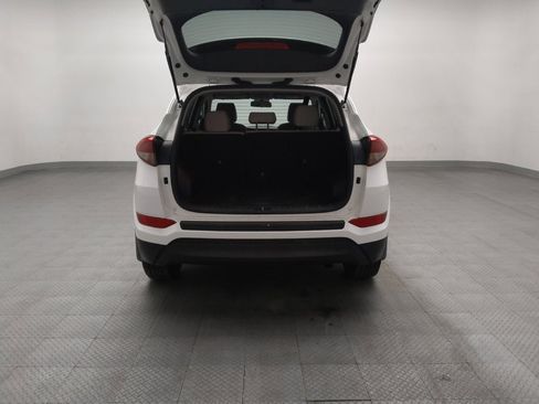 Used 2017 Hyundai Tucson SE AWD/4WD image 29