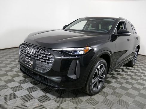 New 2025 Audi Q5 Premium image 7