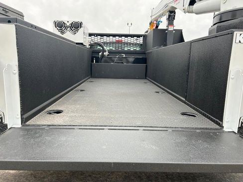 New 2024 Ford F550 4x4 Regular Cab Super Duty image 13