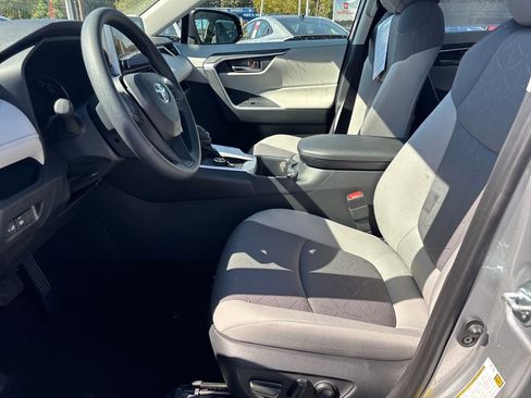 New 2025 Toyota RAV4 XLE image 12