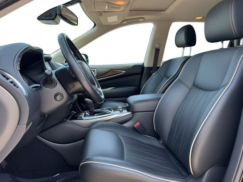 Used 2019 INFINITI QX60 Luxe w/ Sensory Package AWD/4WD image 6