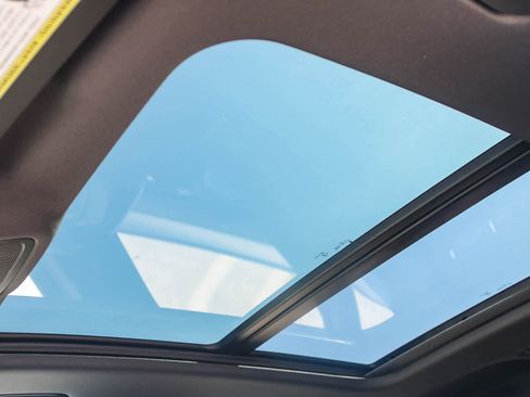 New 2025 Audi Q3 2.0T Premium image 44